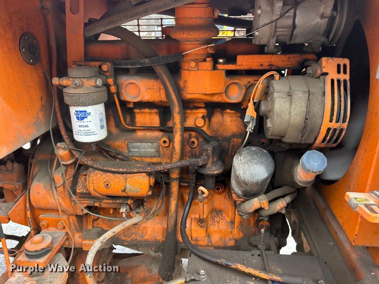 image for item ET6888 1997 Waldon SweepMaster II broom