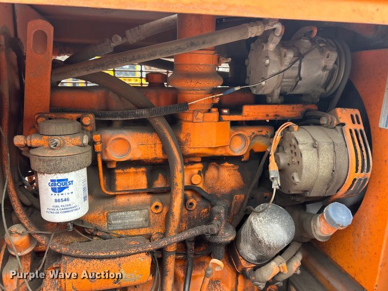 image for item ET6888 1997 Waldon SweepMaster II broom