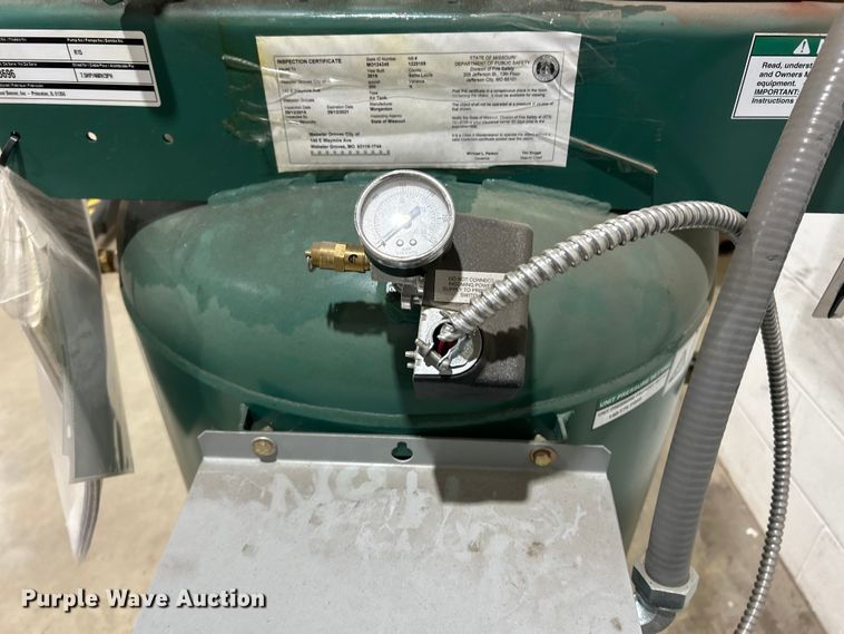 image for item ET6892 Champion VR7F-8 air compressor