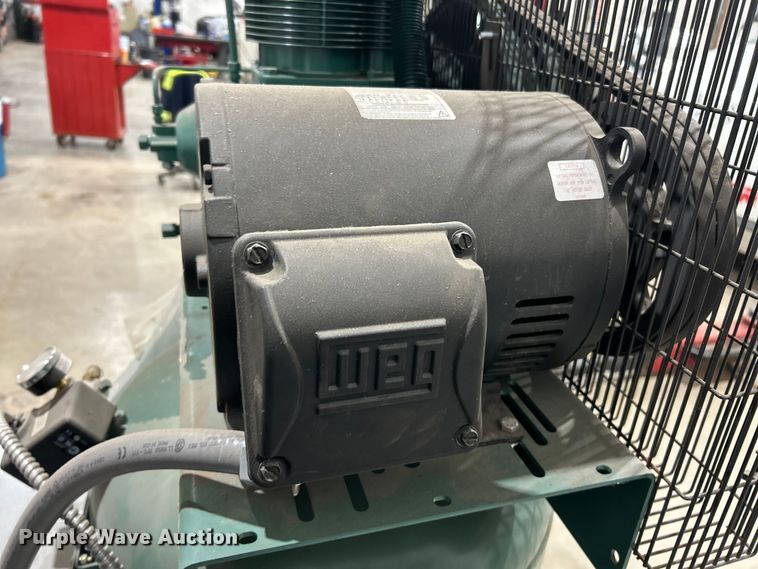 image for item ET6892 Champion VR7F-8 air compressor
