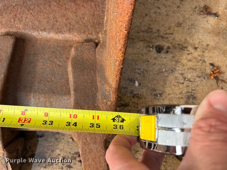 image for item ET6893 (2) backhoe buckets