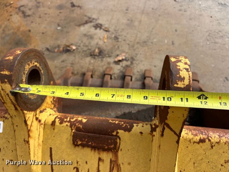 image for item ET6893 (2) backhoe buckets