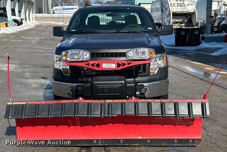 image for item ET6914 2014 Ford F150 XL  Ext. Cab pickup truck