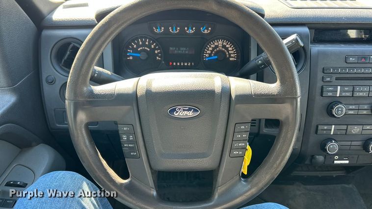 image for item ET6914 2014 Ford F150 XL  Ext. Cab pickup truck