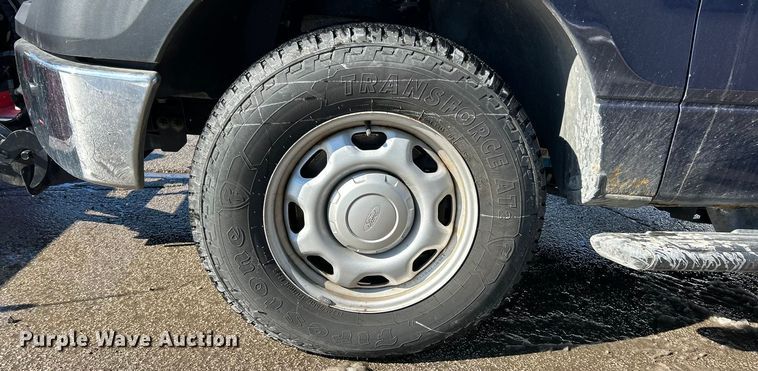 image for item ET6914 2014 Ford F150 XL  Ext. Cab pickup truck