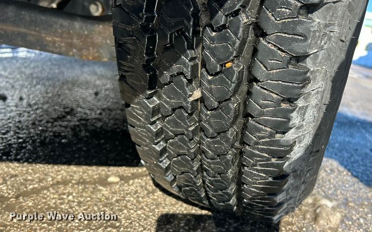 image for item ET6914 2014 Ford F150 XL  Ext. Cab pickup truck