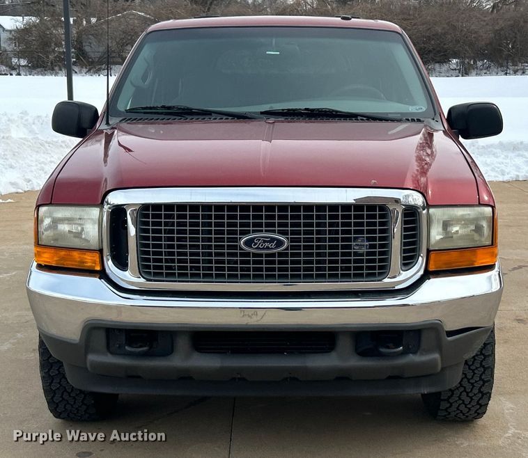 image for item ET6931 2001 Ford  Excursion XLT SUV