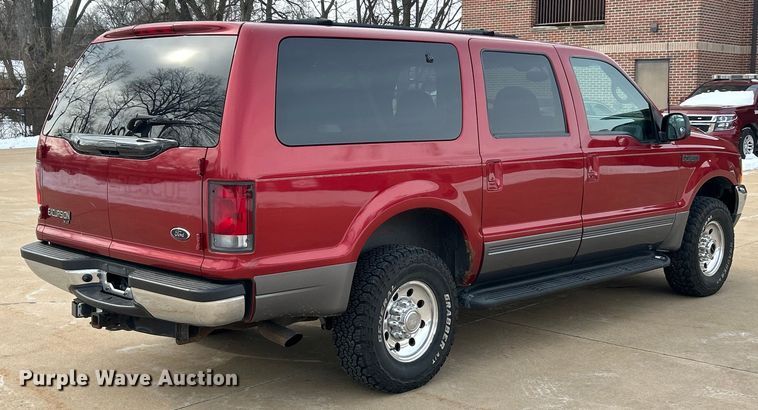 image for item ET6931 2001 Ford  Excursion XLT SUV