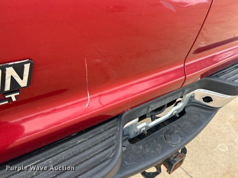 image for item ET6931 2001 Ford  Excursion XLT SUV