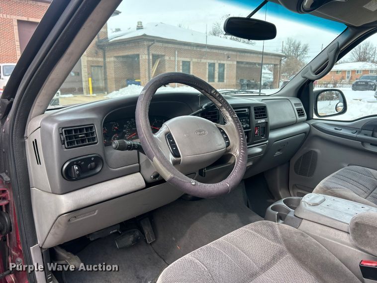 image for item ET6931 2001 Ford  Excursion XLT SUV