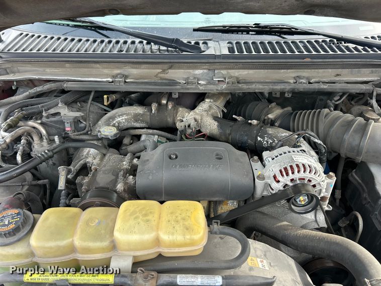 image for item ET6931 2001 Ford  Excursion XLT SUV