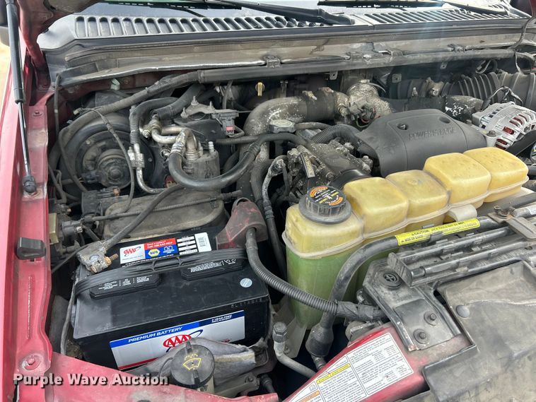 image for item ET6931 2001 Ford  Excursion XLT SUV