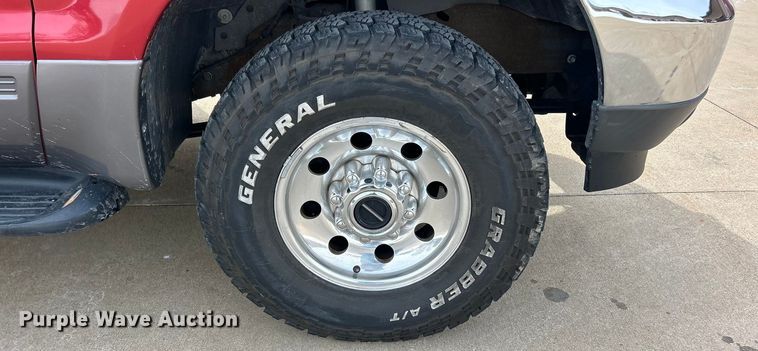 image for item ET6931 2001 Ford  Excursion XLT SUV