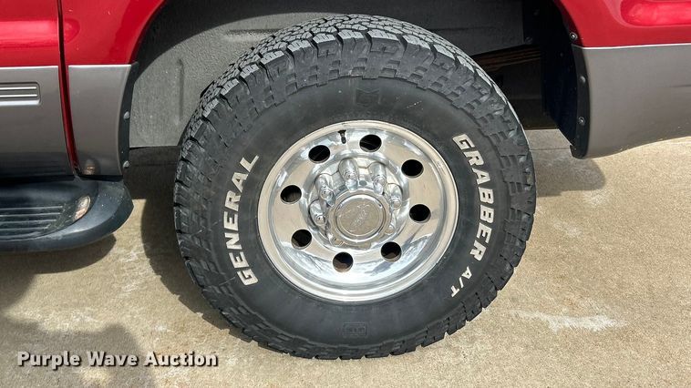 image for item ET6931 2001 Ford  Excursion XLT SUV