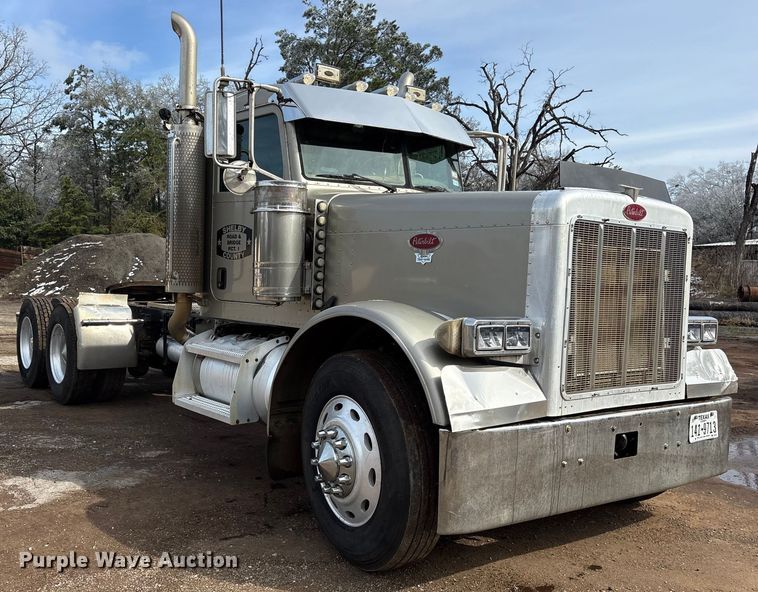 image for item ET7500 2007 Peterbilt 379 semi truck