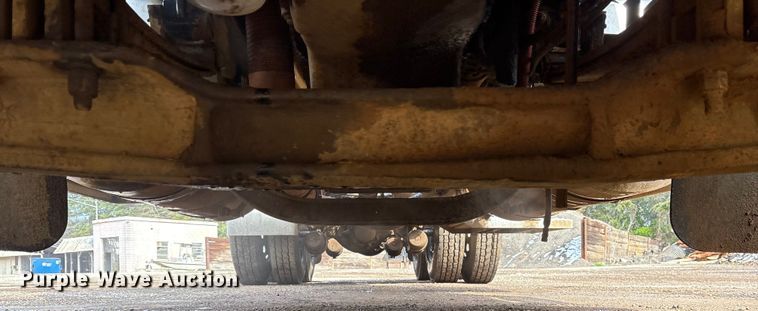 image for item ET7500 2007 Peterbilt 379 semi truck