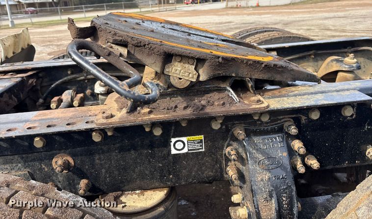 image for item ET7500 2007 Peterbilt 379 semi truck