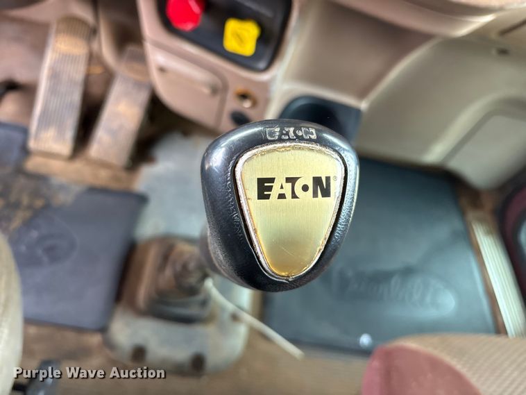 image for item ET7500 2007 Peterbilt 379 semi truck