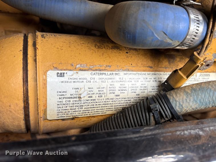 image for item ET7500 2007 Peterbilt 379 semi truck