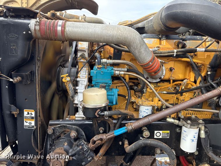 image for item ET7500 2007 Peterbilt 379 semi truck