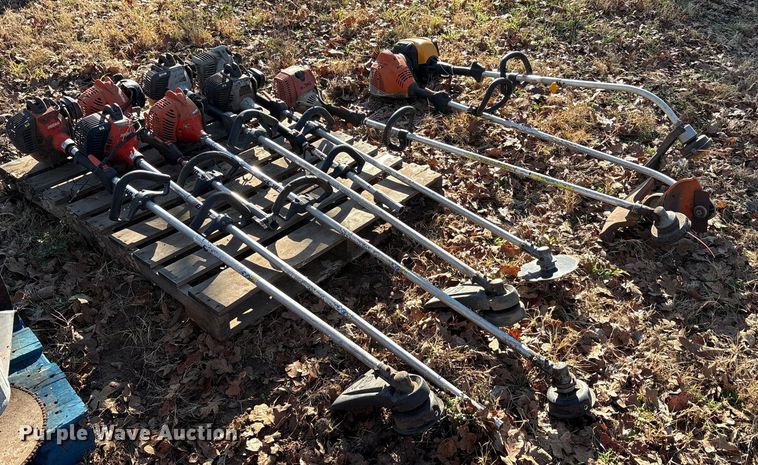 image for item EU0286 Lawn equipment