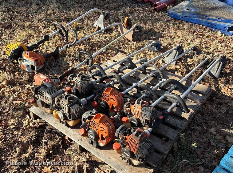 image for item EU0286 Lawn equipment