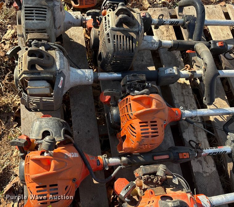 image for item EU0286 Lawn equipment