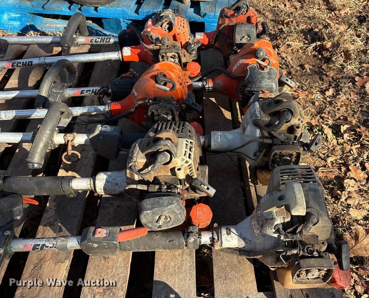 image for item EU0286 Lawn equipment