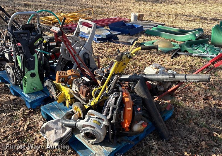 image for item EU0288 Lawn equipment