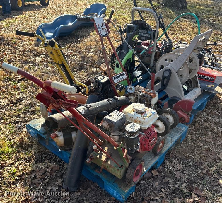 image for item EU0288 Lawn equipment