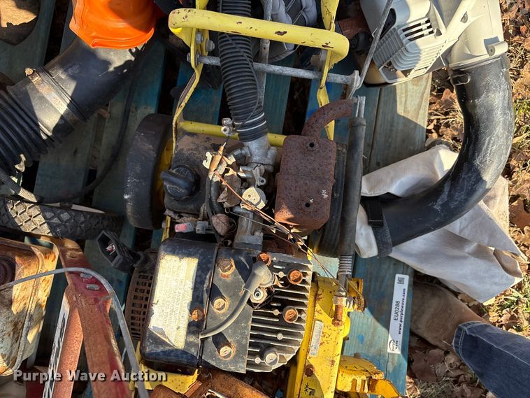 image for item EU0288 Lawn equipment