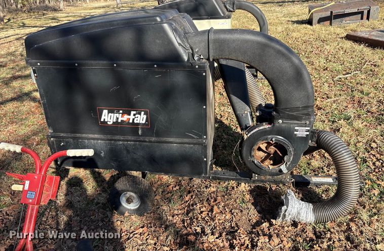 image for item EU0289 Agri Fab leaf vacuum 