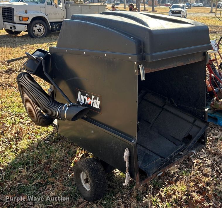 image for item EU0289 Agri Fab leaf vacuum 