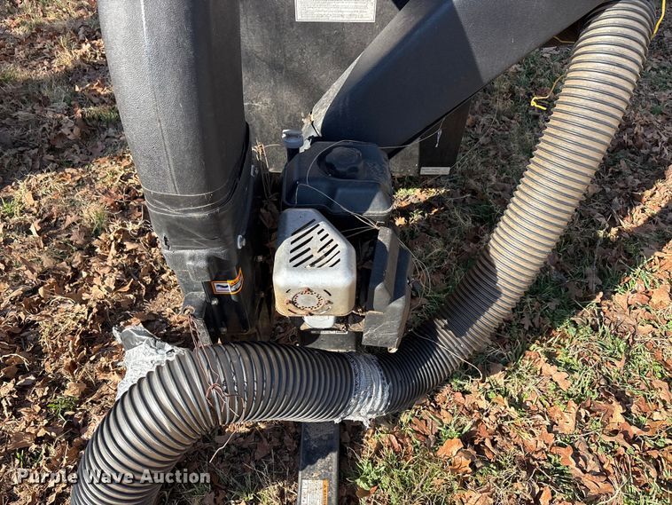 image for item EU0289 Agri Fab leaf vacuum 