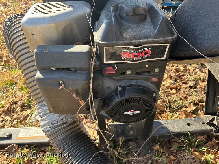 image for item EU0289 Agri Fab leaf vacuum 