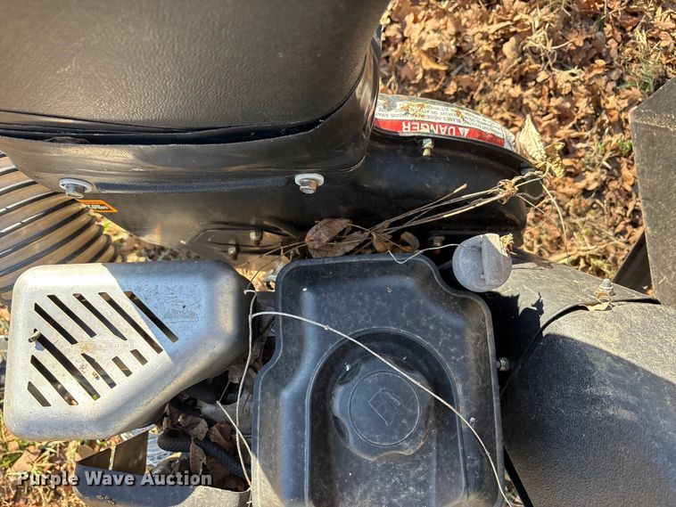 image for item EU0289 Agri Fab leaf vacuum 