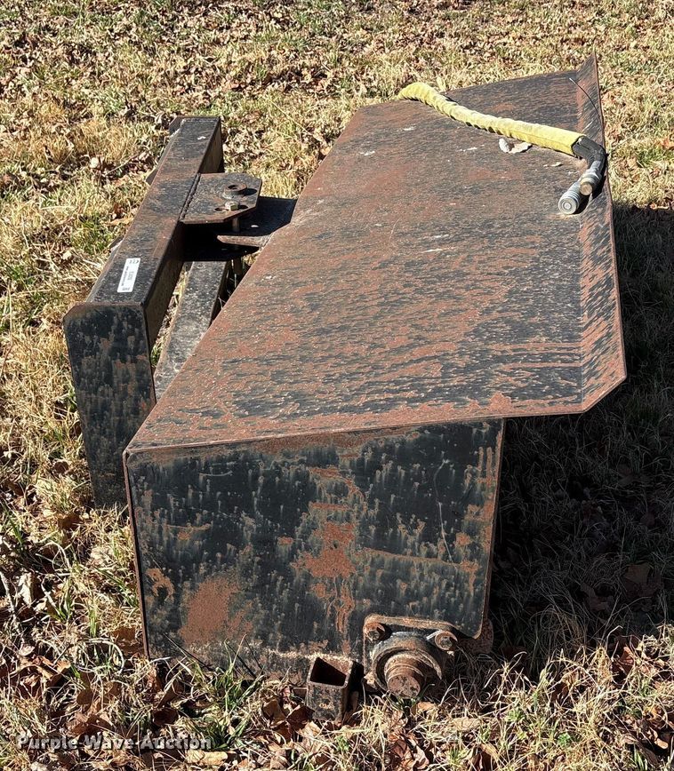 image for item EU0292 Skid steer broom