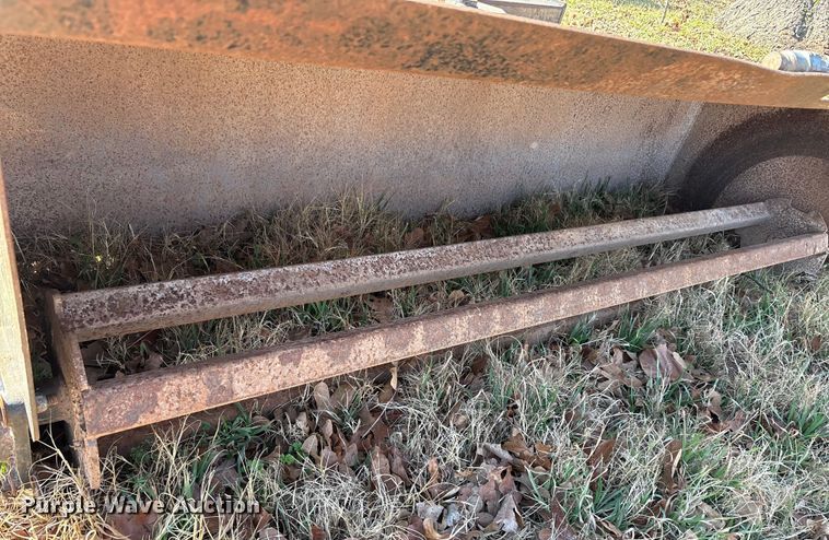 image for item EU0292 Skid steer broom