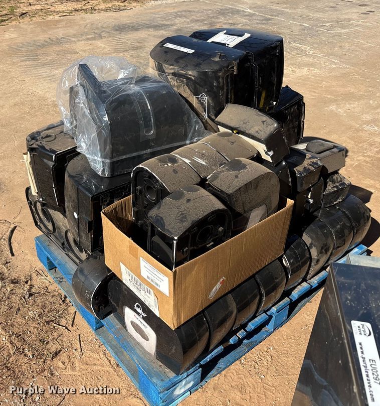 image for item EU0296 Office supplies