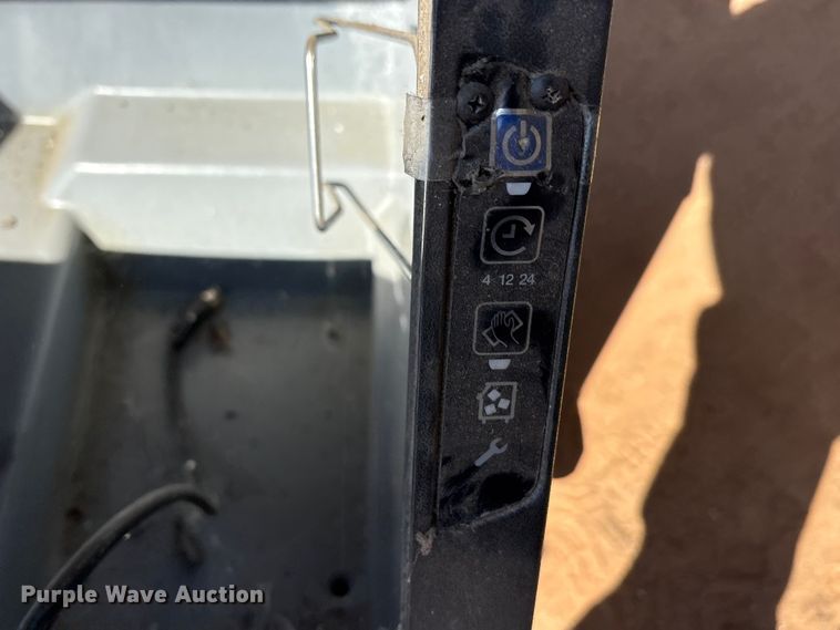 image for item EU0297 Manitowoc UYF0310A-161B ice maker