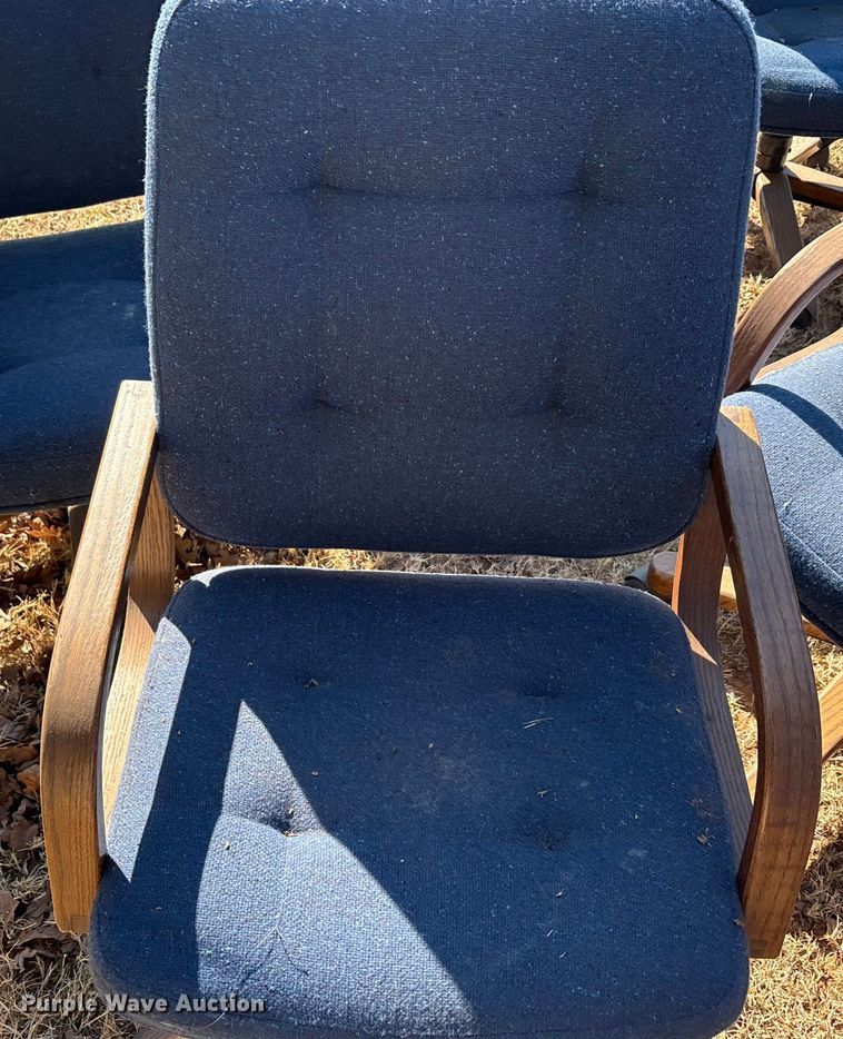 image for item EU0298 (10) office chairs