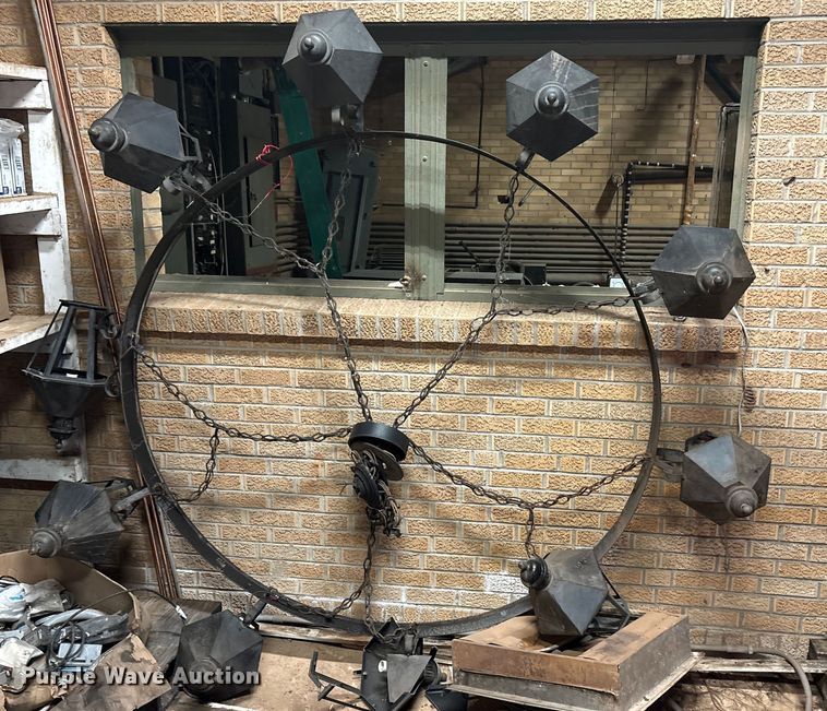 image for item EU0299 House decorations 