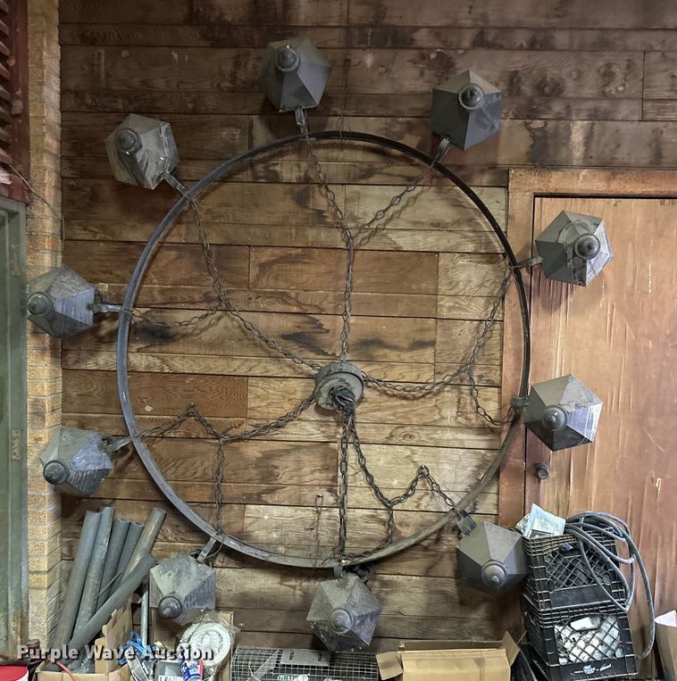 image for item EU0299 House decorations 