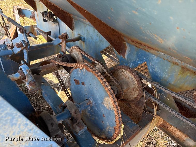 image for item EU0309 Spreader