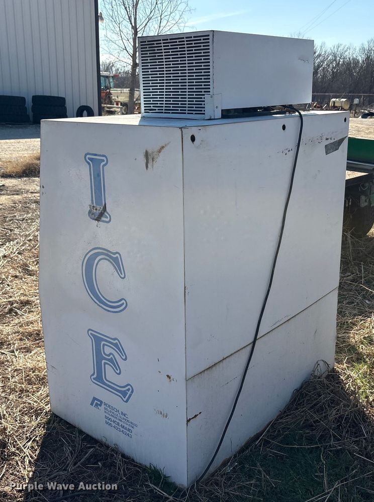 image for item EU0316 Ice freezer