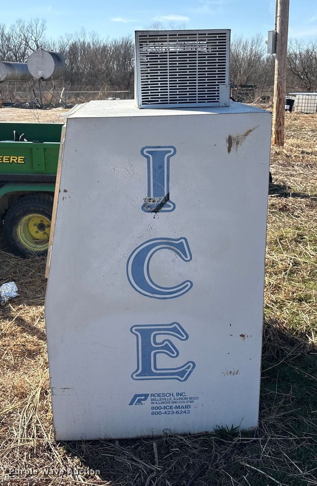 image for item EU0316 Ice freezer