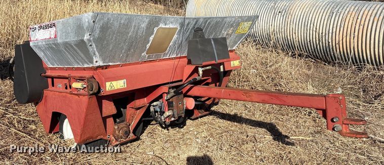 image for item EU0317 Top dresser 2500 spreader