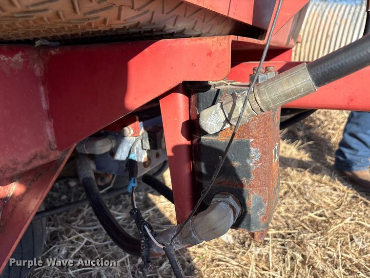 image for item EU0317 Top dresser 2500 spreader