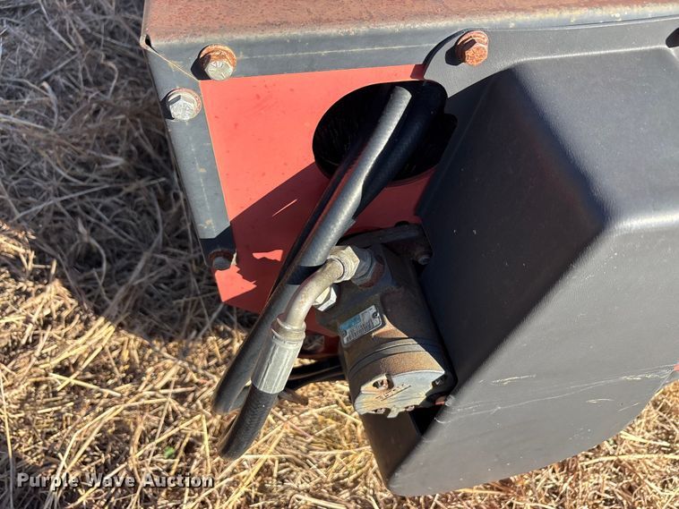 image for item EU0317 Top dresser 2500 spreader