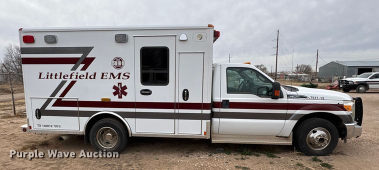 image for item EU4798 2012 Ford F350 Super Duty ambulance